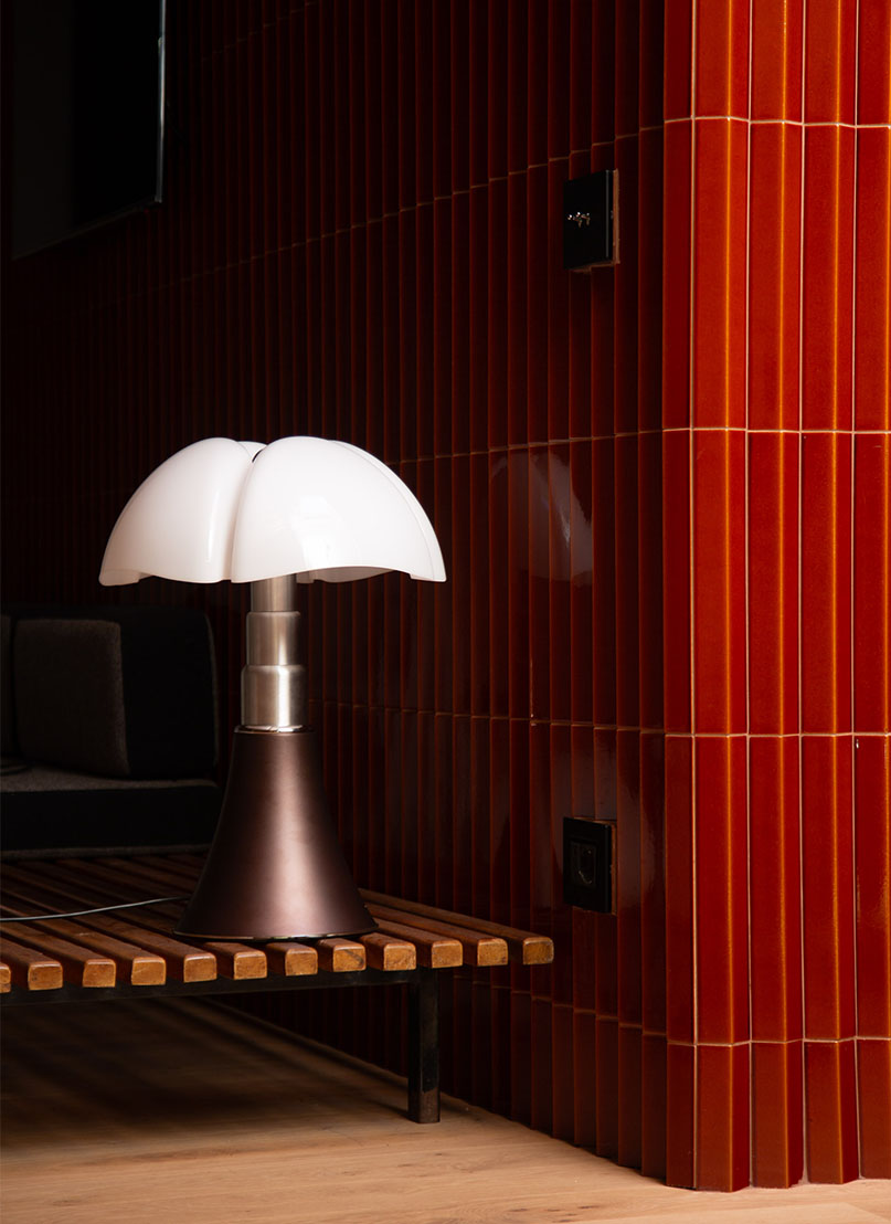 Comme lampe de table ou comme lampadaire.